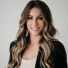 Terri Hendrickson's Instagram, Twitter & Facebook