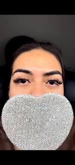 Searching for a lash artist in Scottsdale! Drops IGs please! I need visuals  🥰✨
