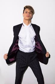 He won the 2017, 2018, and 2019 kids choice award for favorite male tv star for his role on the show. Jace Norman Jessie Wiki Fandom