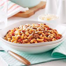 Recette Macaroni A La Viande Dans Une Seule Casserole Recipe Italian Pizza Recipe Italian Recipes Cooking Italian Food