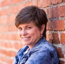 Meet Emily Kane Miller: Givebutter Author