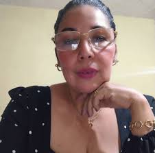 El cielo ganó un ángel y no cualquiera, un gran doctor, pero mejor ser  humano. Imposible no llorar a un médico tan especial para mí, siempre con  un corazón tan grande y