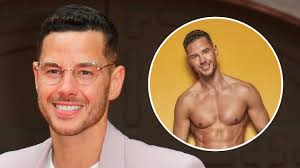 Scott Thomas dishes the dirt