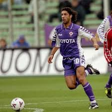 The shock departure of baggio was to a large extent filled by batistuta and rui costa, who would later earn the adulating monikers: Classic Football Shirts On Twitter Fiorentina Could Do With Rui Costa Right Now Against Roma Romafiorentina Fiorentina Https T Co Xwhdumxfzt