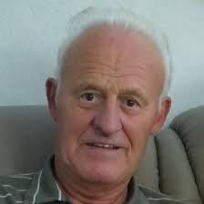 Planner 2025 Large Print: Low Vision 8.25" x 11" dated EU monthly and  weekly spread. January 2025