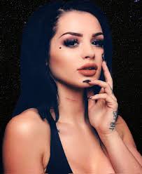 Paige (Paigey-Boo) (@EchosOfScreamz)