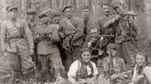 Campos De Concentração Da Segunda Guerra Mundial O Fugitivo De Campo De Concentracao Que Lutou Nos Bosques Contra Os Nazistas E Inspirou Unico Museu Do Holocausto No Brasil Holocausto Campos De Concentracao Museu