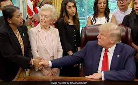 Viral bangladesh indir, viral bangladesh videoları 3gp, mp4, flv mp3 gibi indirebilir ve indirmeden izleye ve dinleye bilirsiniz. Case Against Bangladeshi Hindu Who Told Donald Trump About Persecution Rejected