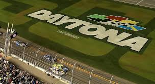 What happens when extra racing is needed to determine the excitement of the best drivers competing at high speeds makes for one of the most if extra laps are needed, there will be two laps to determine a winner. Watch The Full Last Lap Of The 2020 Daytona 500 Nascar