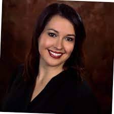 Elizabeth Cannady's Instagram, Twitter & Facebook