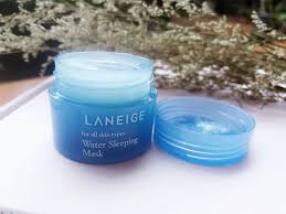 Ada juga cara membuat wajah glowing dengan air mawar dan cara membuat wajah glowing dengan minyak zaitun sebagai masker alami yang bisa bikin wajah glowing. 5 Rekomendasi Skincare Korea Yang Bikin Wajah Makin Glowing
