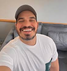 Dr. Eduardo Cabello La Rosa