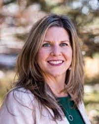 Allison Worrell's Instagram, Twitter & Facebook