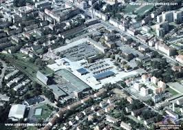 Francois kaserne, located across from yorkhof kaserne, was built in 1894 for the 6th thuringian ulanen regiment. Usareur Aerial Photos Francois Ksn