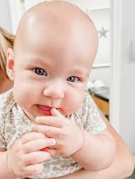 Happy Saturday Morning! ✨ Dr. Heather and baby Emilia! Here's what she had  to say: “So lucky I get to work with such precious little bundles of joy  every single day! Feeling