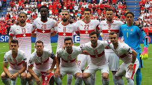 De wedstrijd begint om 21.00 uur en staat onder leiding van sergei. Zwitserland Op Het Ek 12 Nationaliteiten In 1 Team Nos