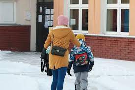 Boscy szykują się na rozpoczęcie roku szkolnego. Powrot Do Szkol Po 14 Lutego Kiedy Zapadnie Decyzja Uczniowie Czekaja Eska Pl