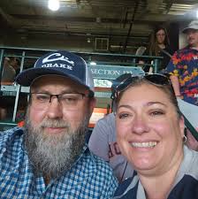 Should I choose the Garmin 126sv or 106sv for my fishing needs?