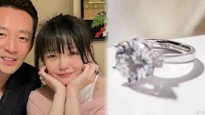 The former executive director of a renowned fashion and design creative group in beijing. 9p4gnseefgpgrm