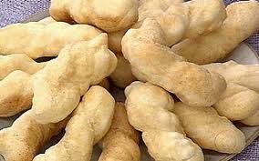 Biscoito De Polvilho Assado De Enrolar Biscoito De Polvilho Frito Receita Em 2020 Biscoito De Polvilho Frito Biscoito De Polvilho E Receitas