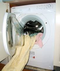 washing machine with clothes ile ilgili görsel sonucu