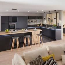 Lit Enfant 5 Idees Incroyables Pour Passer Des Nuits Insolites Cuisine Ouverte Avec Bar Cuisine Equipee Moderne Cuisine Ouverte Et Salon