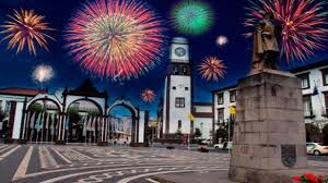 Passagem de ano disponível, 1 noite 200€ 2 noites 300€. Passagem De Ano Acores Entretenimento Rtp