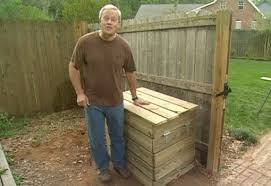 How To Build A Compost Bin Today S Homeowner Diy Backyard Compost Bin Compost Bin Diy