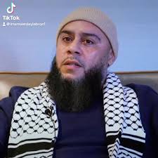 An immense favor from Allah! May Allah accept! Amin