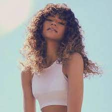 Jumbo Curly Hairstyles Curly Hairstyles Heart Shaped Face Curly Hairstyles Com Curly Hairstyles Natural Hair Curly Kahkul Sac Curly Hair Styles Dogal Sac