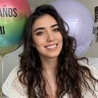 Elizabeth Romo's Instagram, Twitter & Facebook