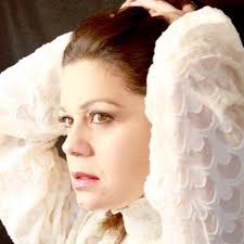 XユーザーのAnna Bucci Lamarcaさん: 「Porque una de mis PASIONES , es el #Doblaje  #DoblajeVenezolano #DobladoEnVenezuela http://t.co/vW0XMgEFc9」