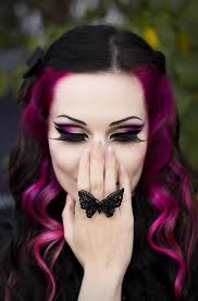 Pin By Maja Wallanger On Fantasy Hair Color Pink Pretty Hairstyles Purple Hair