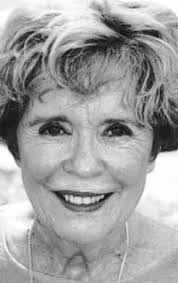 Maureen Homan's Instagram, Twitter & Facebook