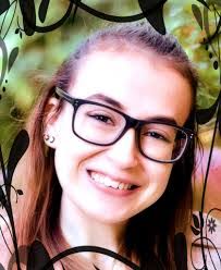 Tamara Hastings's Instagram, Twitter & Facebook