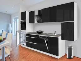 Beyaz mutfak dolabı modelleri ve uyumlu renkler. Siradisi 35 Siyah Beyaz Mutfak Dolabi Ornegi