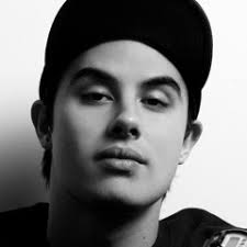 Listen to The Wire feat. Ruby Frost by David Dallas in NzMTCmusic playlist  online for free