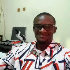 Mama Burna accepted her son's award last night! #ProudMoment #BETAwards  #BestInternationalAct sponsored by @vodacom and @russianbearsa 🙌🏾