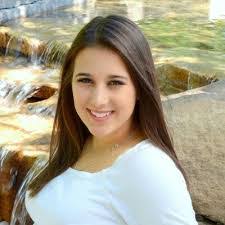 Rosanne Bowen's Instagram, Twitter & Facebook