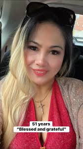 Stealing the spotlight #thankfulgratefulblessed #livethelifeyoulo #sisters  Eliza Rodrigo Violeta Jimenez Scanlan