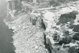 Nah, bagi anda yang sering mengalami alergi, maka anda dapat konsumsi buah zuriat untuk mengatasi alergi pada tubuh anda, buah zuriat bermanfaat mengobati alergi karena dalam buah ini mengandung flavonoid dan hydroxycinnamates (anti alergi). Perubahan Wujud Benda Halaman All Kompas Com