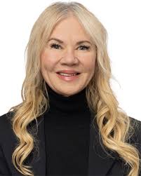 Monica Nash : Compass Real Estate : Home