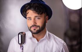 Christmas crooner & Cocktails with Liam Joseph