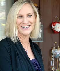 Noozhawk Talks: Passion for Helping Elderly Never Gets Old for Heidi Holly 