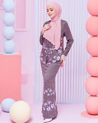 60,569 likes · 198 talking about this. Ariani Ready To Wear Beitrage Facebook