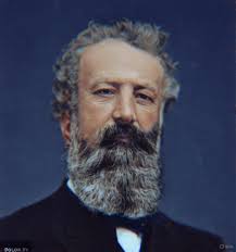 Gerald Verner was a well-known Golden Age writer with an impressive list of  books to his credit.  https://kevintipplescorner.blogspot.com/2018/12/aubrey-hamilton-reviews-tipster-by.html 