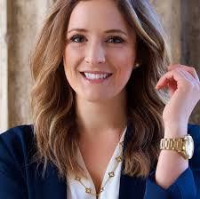 Anna Noe's Instagram, Twitter & Facebook