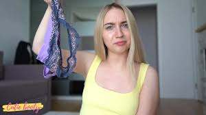 Cutie booty - JOI Sister Masturbates 4K