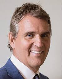 Derry Thompson's Instagram, Twitter & Facebook