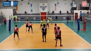 Bahan ini penting untuk menyerap hentakan pada tangan ketika bola disentuh. Improvision Volleyball Academy Serve Reception Technique Of Ruzaimi Ikram Rear Crossover Finishing Step Facebook